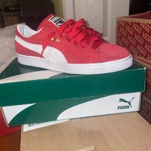 Puma suede red